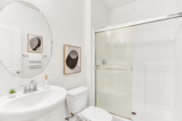 10946 International Dr, Rancho Cordova, CA 95670