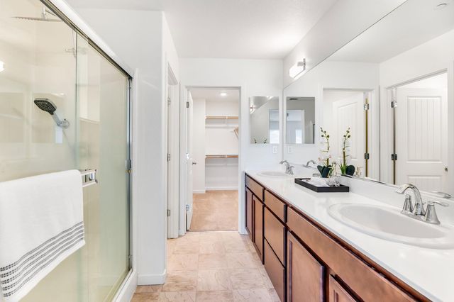 10946 International Dr, Rancho Cordova, CA 95670