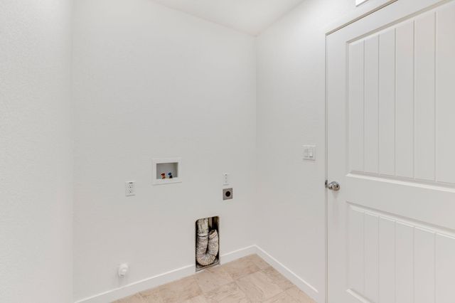 10946 International Dr, Rancho Cordova, CA 95670