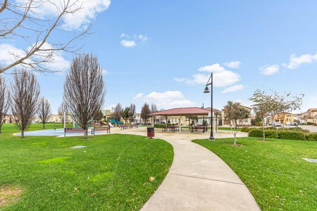 10946 International Dr, Rancho Cordova, CA 95670