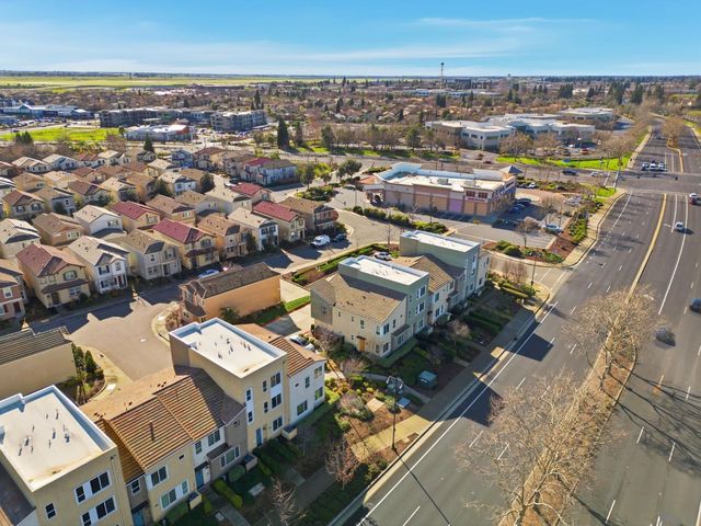 10946 International Dr, Rancho Cordova, CA 95670