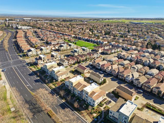 10946 International Dr, Rancho Cordova, CA 95670