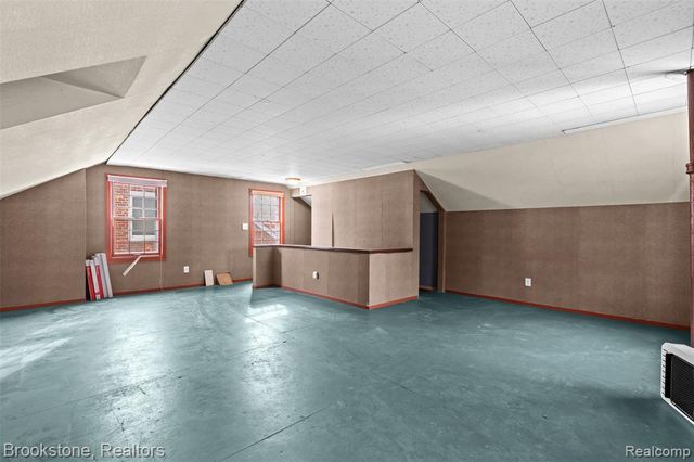 16167 Gilchrist Street, Detroit, MI 48235