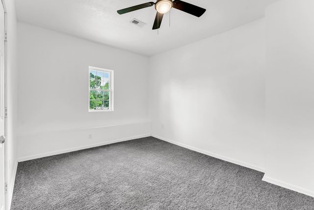 1201 W Chase Street, Springfield, MO 65803