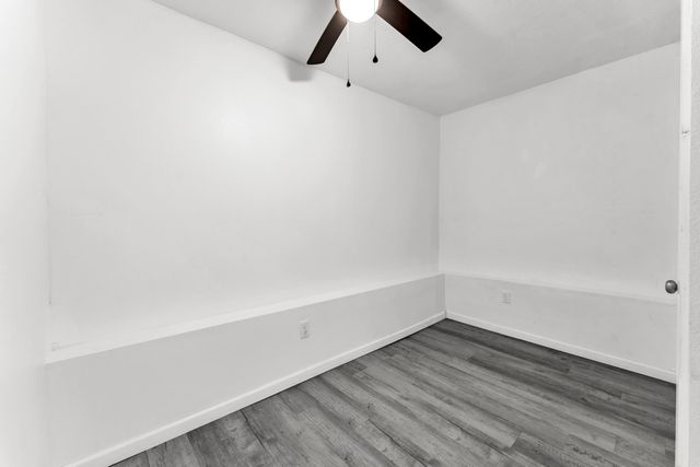 1201 W Chase Street, Springfield, MO 65803