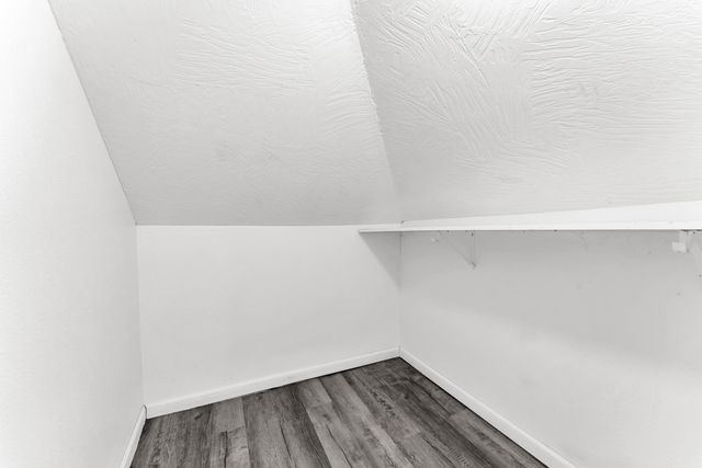 1201 W Chase Street, Springfield, MO 65803