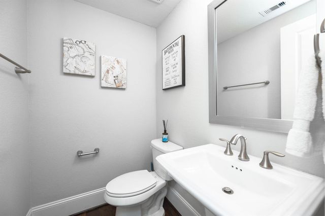 11027 Acorn Falls Drive, Houston, TX 77043