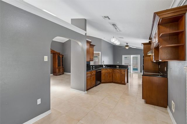 1008 OLD BARN ROAD, Orlando, FL 32825