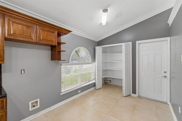 1008 OLD BARN ROAD, Orlando, FL 32825