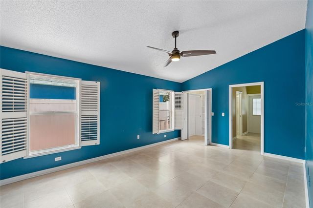 1008 OLD BARN ROAD, Orlando, FL 32825