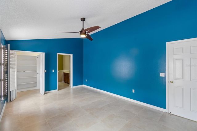 1008 OLD BARN ROAD, Orlando, FL 32825
