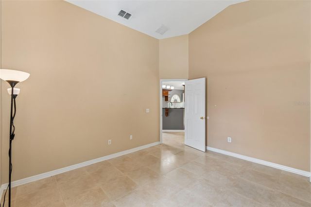 1008 OLD BARN ROAD, Orlando, FL 32825