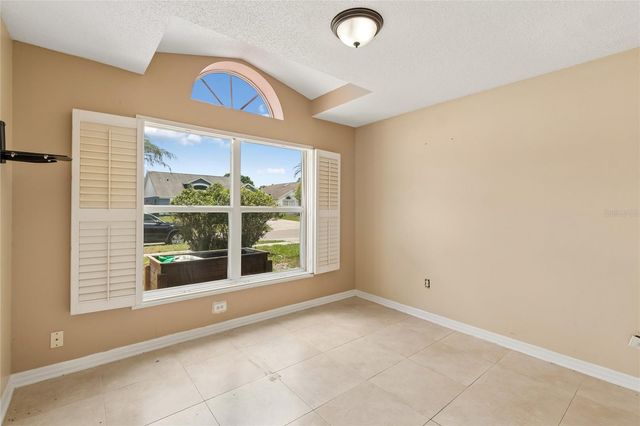 1008 OLD BARN ROAD, Orlando, FL 32825