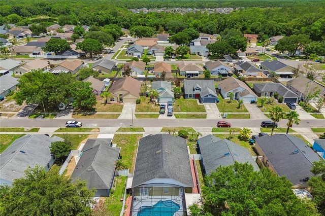 1008 OLD BARN ROAD, Orlando, FL 32825