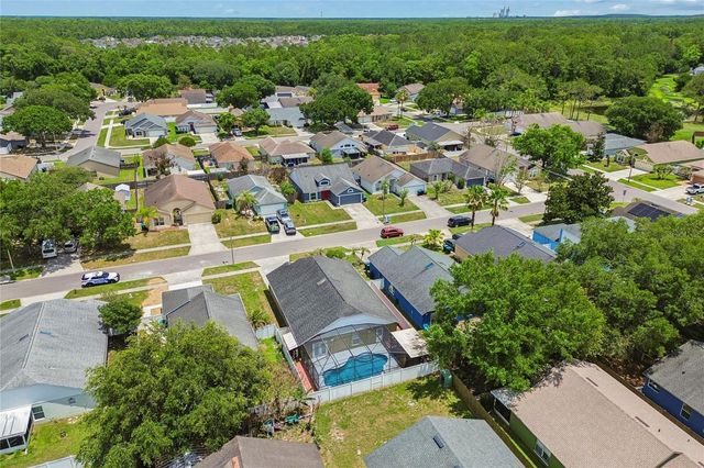 1008 OLD BARN ROAD, Orlando, FL 32825