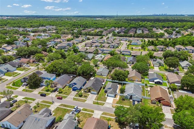 1008 OLD BARN ROAD, Orlando, FL 32825