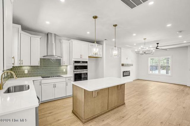 106 Lexington Lane, Southern Pines, NC 28387