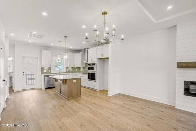 106 Lexington Lane, Southern Pines, NC 28387