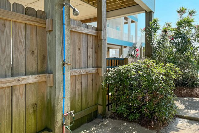 1440 W Beach Boulevard, Gulf Shores, AL 36542