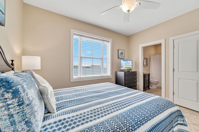 1440 W Beach Boulevard, Gulf Shores, AL 36542