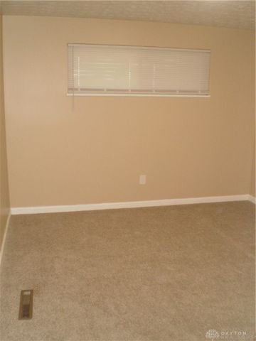 5041 Pepper Drive, Huber Heights, OH 45424