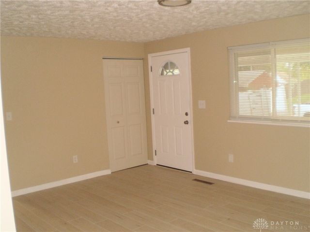 5041 Pepper Drive, Huber Heights, OH 45424