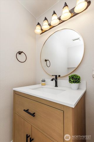 7628 40th Avenue Ct E, Puyallup, WA 98443