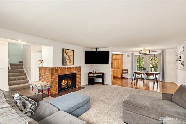 7628 40th Avenue Ct E, Puyallup, WA 98443