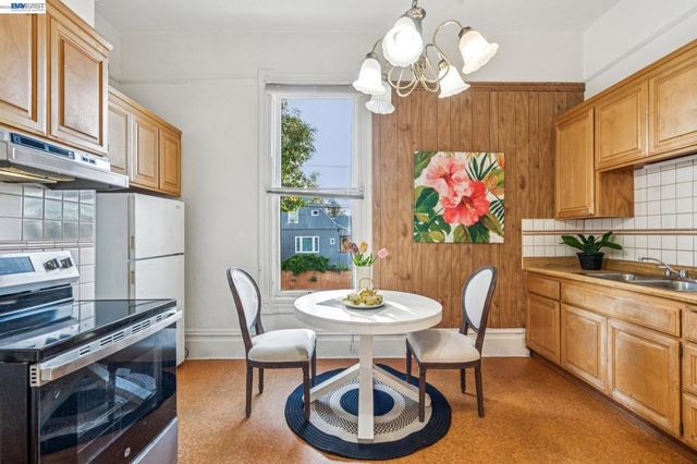 1801 Buena Vista Ave, Alameda, CA 94501