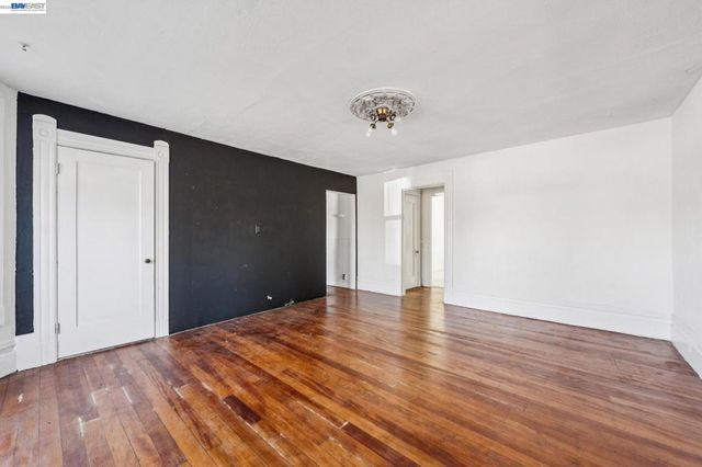 1801 Buena Vista Ave, Alameda, CA 94501