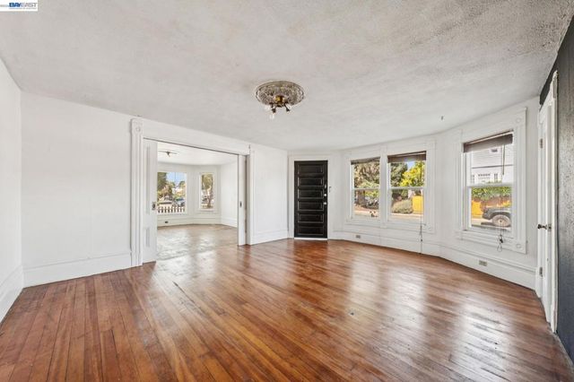1801 Buena Vista Ave, Alameda, CA 94501