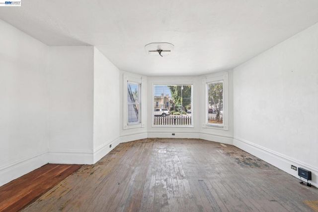 1801 Buena Vista Ave, Alameda, CA 94501