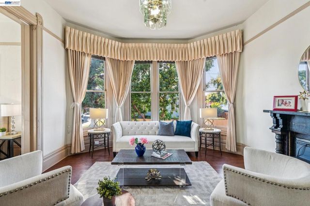 1801 Buena Vista Ave, Alameda, CA 94501