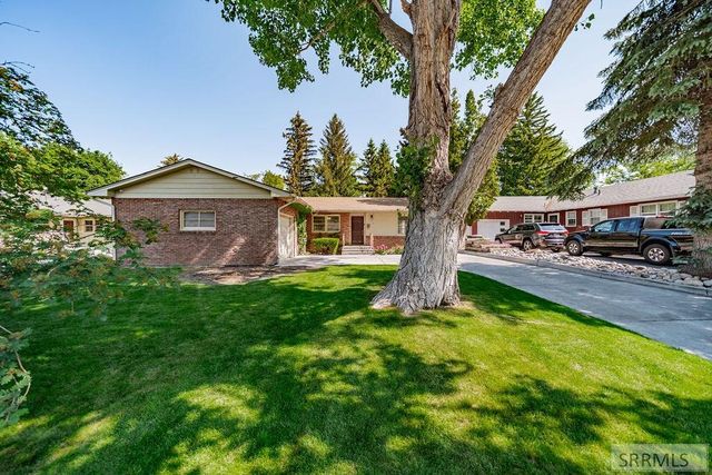 240 Tautphaus Drive, Idaho Falls, ID 83402