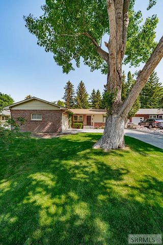 240 Tautphaus Drive, Idaho Falls, ID 83402