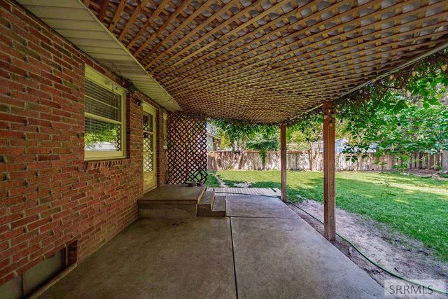 240 Tautphaus Drive, Idaho Falls, ID 83402