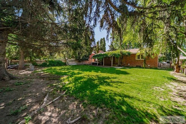 240 Tautphaus Drive, Idaho Falls, ID 83402