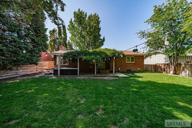 240 Tautphaus Drive, Idaho Falls, ID 83402