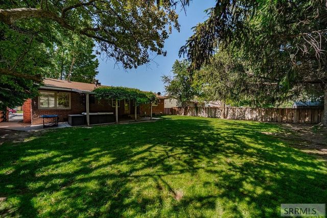 240 Tautphaus Drive, Idaho Falls, ID 83402
