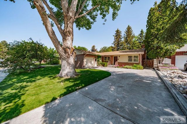240 Tautphaus Drive, Idaho Falls, ID 83402