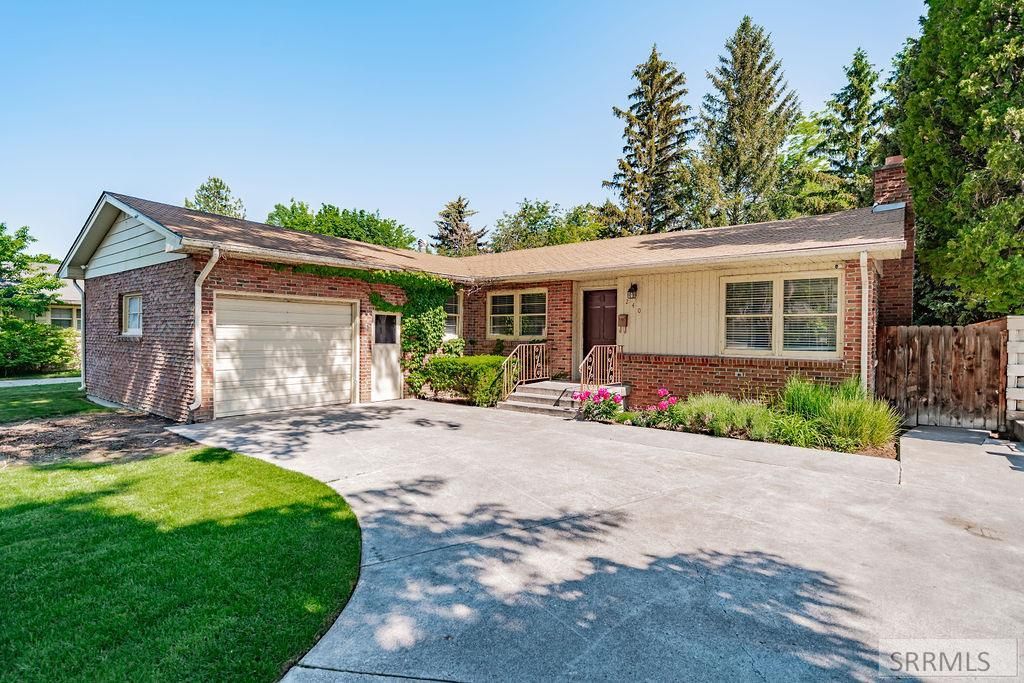 240 Tautphaus Drive, Idaho Falls, ID 83402