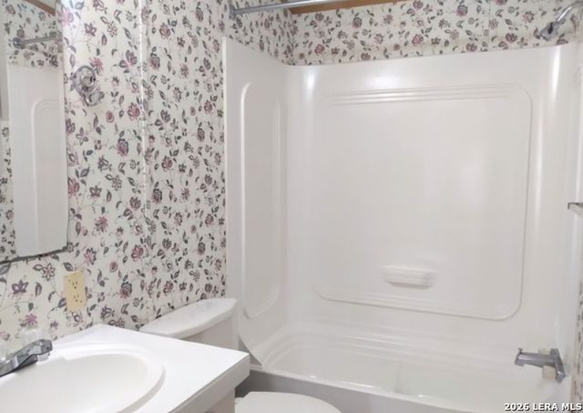 4518 Waterwood Pass, Elmendorf, TX 78112