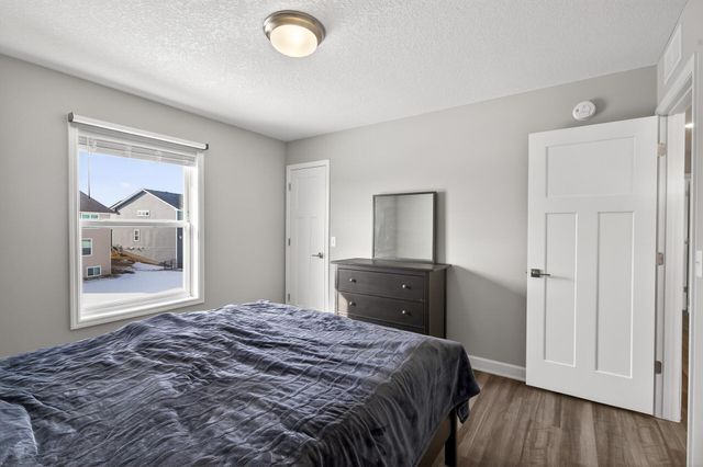 2150 Johanna Circle, Hugo, MN 55038