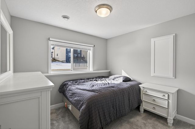 2150 Johanna Circle, Hugo, MN 55038