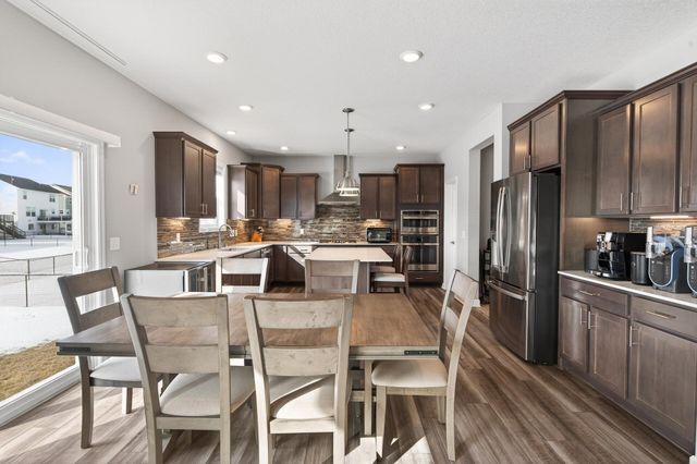 2150 Johanna Circle, Hugo, MN 55038