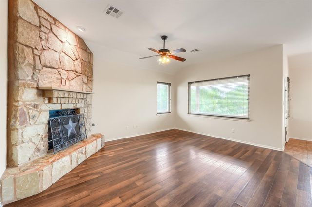 318 Blossom Valley STRM, Buda, TX 78610