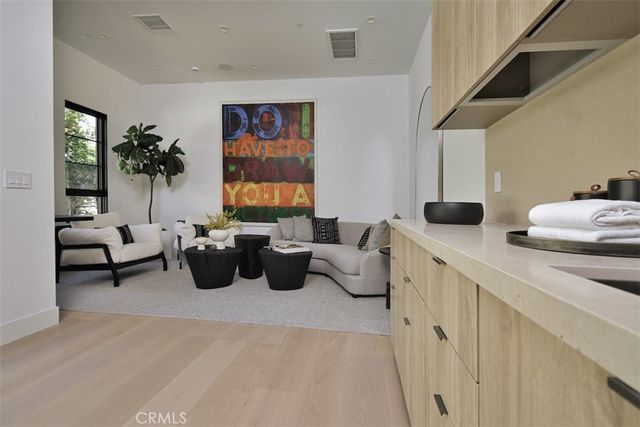 4433 Kraft, Studio City, CA 91602