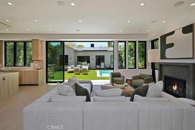 4433 Kraft, Studio City, CA 91602