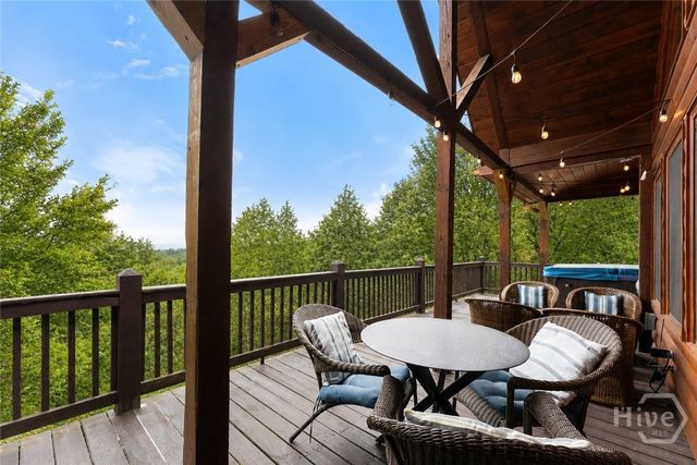 437 Spruce Circle, Mineral Bluff, GA 30559