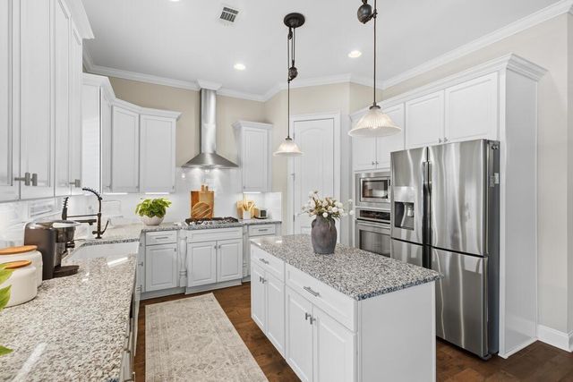 100 Tablerock Court, Dothan, AL 36301